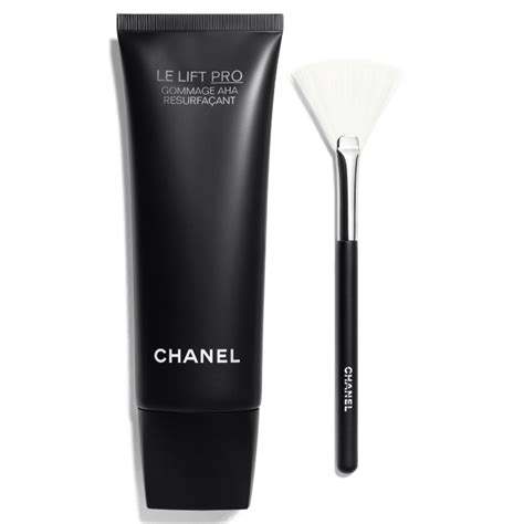 chanel peeling|More.